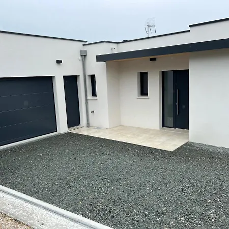 빌라 Maison Tousvents